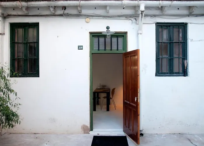 Casita Artista En Bello Edificio Barrio Ruzafa