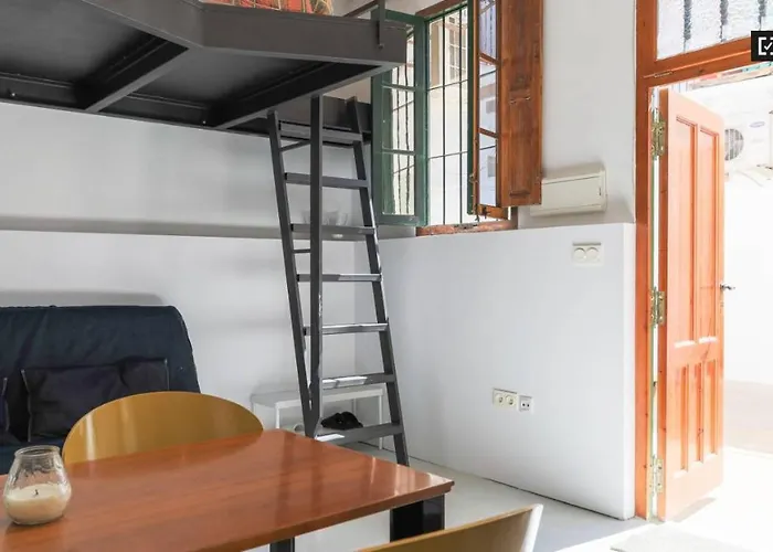 Casita Artista En Bello Edificio Barrio Ruzafa